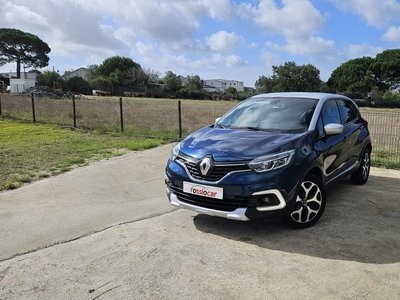 Renault Captur 0.9 TCE Exclusive por 13 750 € Rossio Car | Leiria