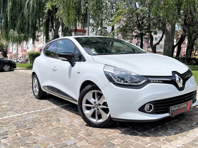 Renault Clio 0.9 TCE Limited por 11 490 € Pedro Santos Automóveis | Lisboa