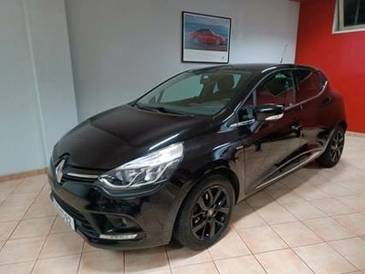 Renault Clio 0.9 TCe Limited por 15 900 € Sport7 Cars, Motorcycles and Boats | Porto