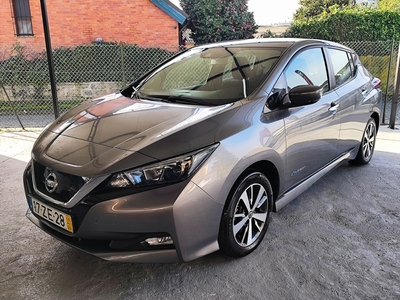 Nissan Leaf N-Connecta por 19 900 € AZ motors | Braga