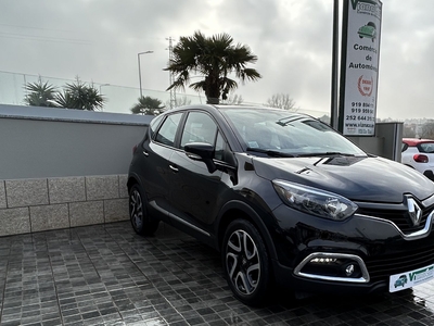 Renault Captur 0.9 TCe Exclusive por 14 650 € VianaCar | Porto