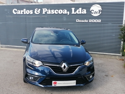 Renault Mégane 1.5 Blue dCi Limited EDC por 16 950 € Carlos & Páscoa Lda | Coimbra