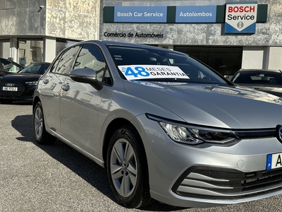 Volkswagen Golf 1.0 TSI Life com 34 108 km por 20 290 € Autolombos | Lisboa