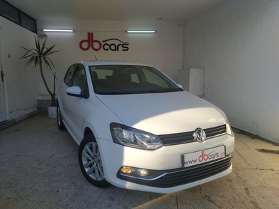 Volkswagen Polo 1.2 TSi Confortline por 10 750 € dbcars | Lisboa