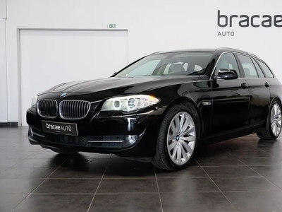 BMW Serie-5 520 i Line Luxury Auto com 217 000 km por 14 900 € Bracae Auto | Braga