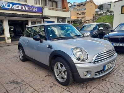 Mini Mini One 1.4 por 6 500 € AlmeidaCar | Porto