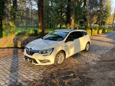 Renault Mégane 1.2 TCe Intens por 13 990 € Nicolacar | Porto