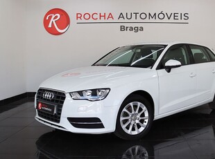 Audi A3 1.6 TDi Attraction com 129 847 km por 17 790 € Rocha Automóveis - Braga | Braga