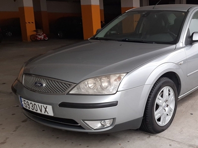 Ford Mondeo Guia