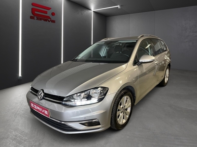 Volkswagen Golf 1.6 TDI Confortline DSG por 17 900 € Edriive | Lisboa
