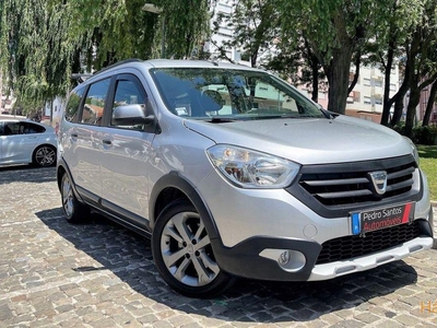 Dacia Lodgy 1.5 dCi Stepway 7L