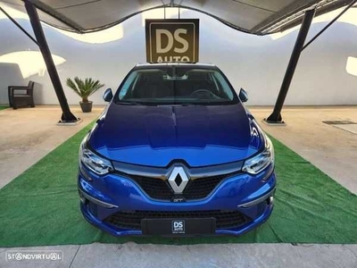 Renault Megane 1.6 GT | O SEU CARRO EST AQUI - Ganhe 7 dias de Frias