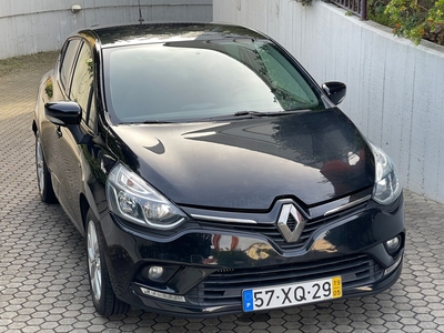 Renault Clio 0.9 TCe Limited por 11 950 € Maxauto Carcavelos | Lisboa