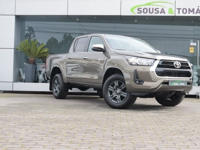 Toyota Hilux 2.4 D-4D 4WD Tracker por 49 900 € Sousa & Tomás | Leiria