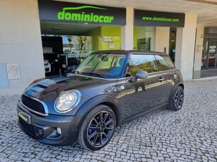 Mini Mini Cooper SD com 190 000 km por 11 950 € Dominiocar | Lisboa