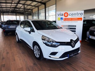 Renault Clio 1.5 dCi Zen com 97 000 km por 12 900 € Via Centro | Lisboa
