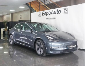 Tesla Model 3 Long-Range Dual Motor AWD com 56 943 km por 32 900 € EspoAuto Premium | Braga