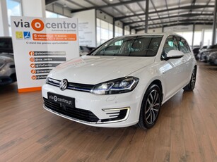Volkswagen Golf e- AC/DC com 51 000 km por 19 350 € Via Centro | Lisboa