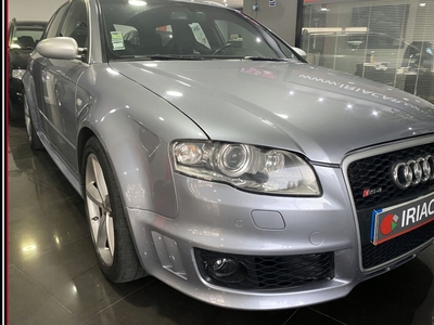Audi RS4 Avant Avant 4.2 V8