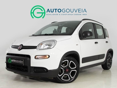 Fiat Panda 1.0 Hybrid City Cross por 14 480 € Auto Gouveia - V. Gouveia Comércio de Automóveis Lda | Lisboa