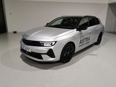 Opel Astra 1.2 T GS por 28 750 € M. Coutinho Douro - Comércio de Automóveis SA | Porto