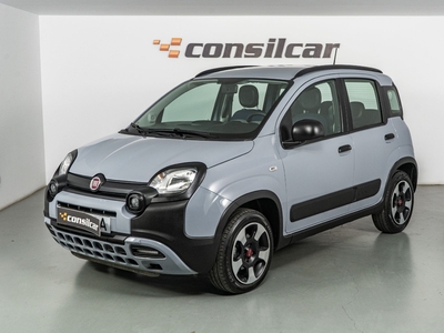 Fiat Panda 1.0 Hybrid City Cross com 24 762 km por 13 980 € Stand Massama Norte | Lisboa