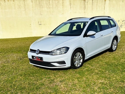 Volkswagen Golf 1.6 TDI Confortline por 16 750 € JJcar | Santarém