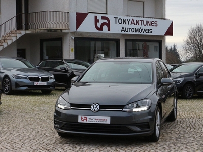 Volkswagen Golf 1.6 TDi Confortline por 17 500 € Tony Antunes Automóveis | Castelo Branco
