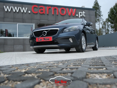 Volvo V40 CC 2.0 D3 por 17 850 € Car Now Automóveis | Aveiro