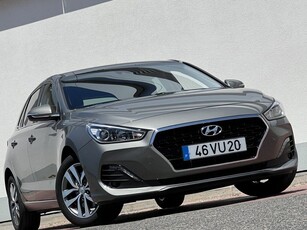 Hyundai I30 1.6 CRDi Style.7DCT com 107 323 km por 17 900 € CarSeven | Lisboa