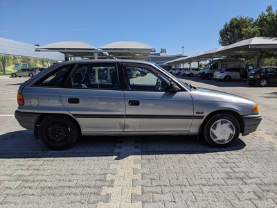 Opel Astra F1.4.