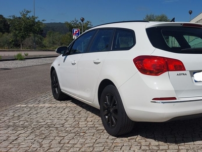 Opel Astra J 1.6 cdti
