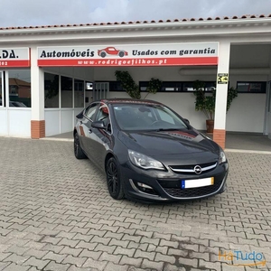 Opel Astra 1.4 I TURBO COSMO GPS