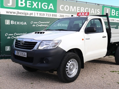 Toyota Hilux 2.5 D-4D 2WD CS por 24 900 € JBexiga - Veiculos Comerciais | Faro