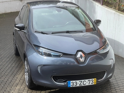 Renault ZOE Limited 40 Flex com 102 163 km por 12 900 € Maxauto Carcavelos | Lisboa
