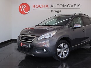 Peugeot 2008 1.2 VTi Allure com 87 947 km por 10 390 € Rocha Automóveis - Braga | Braga