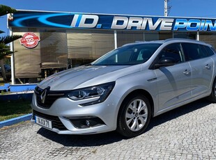 Renault Mégane 1.5 Blue dCi Limited com 74 561 km por 16 900 € Drive Point | Porto