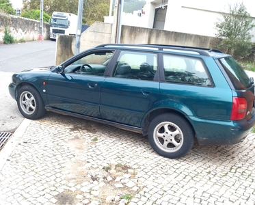 Audi A4 1.6 Gasolina
