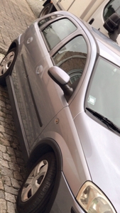Opel Corsa gasolina