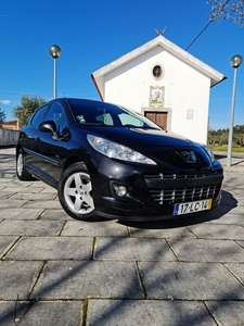 Peugeot 207 Sportium Preto (como novo)