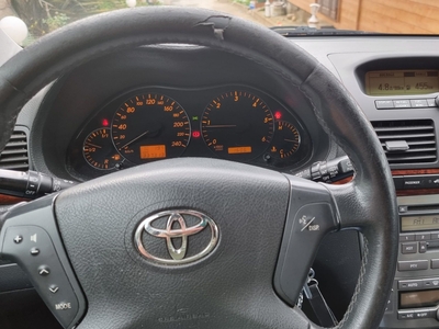 Toyota avensis particular