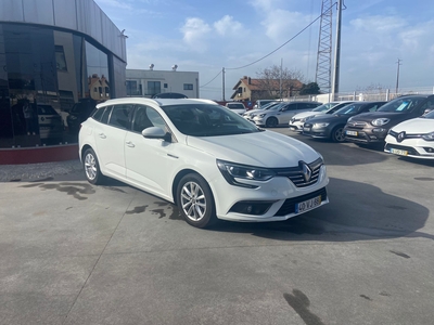 Renault Mégane 1.5 dCi Intens por 13 900 € Stand Principal | Aveiro