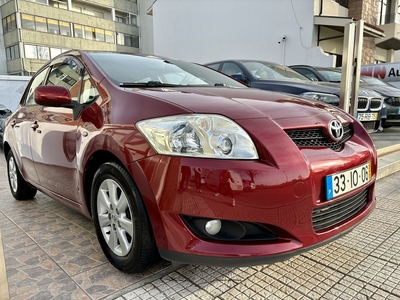 Toyota Auris 1.4 D-4D Sol por 6 950 € NN Automóveis | Porto
