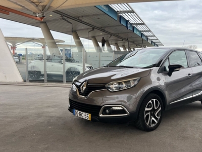 Renault Captur 0.9 TCE Exclusive por 12 800 € Carusa | Setúbal