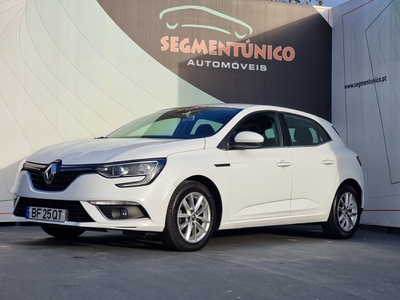 Renault Mégane 1.6 dCi Limited por 15 490 € Segmentunico - Automóveis | Lisboa