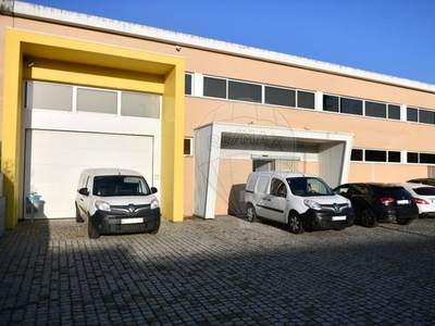 Armazém à venda em Barcelos, Vila Boa e Vila Frescainha (São Martinho e São Pedro), Barcelos