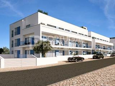 T2 Apartamentos novos à beira-mar em São Martinho do Porto - Apenas 5 minutos da praia - Primeiro an