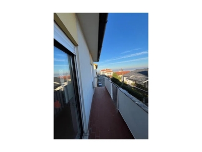 Apartamento para alugar em Ribeira de Frades, Portugal