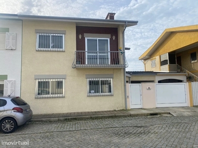 Casa para alugar em Arcozelo, Portugal