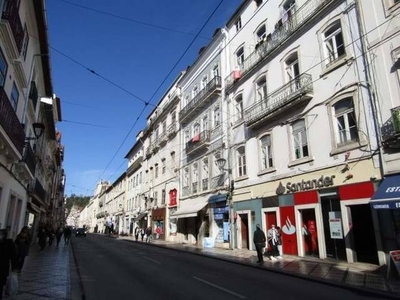 Loja à venda em Coimbra (Sé Nova, Santa Cruz, Almedina e São Bartolomeu), Coimbra